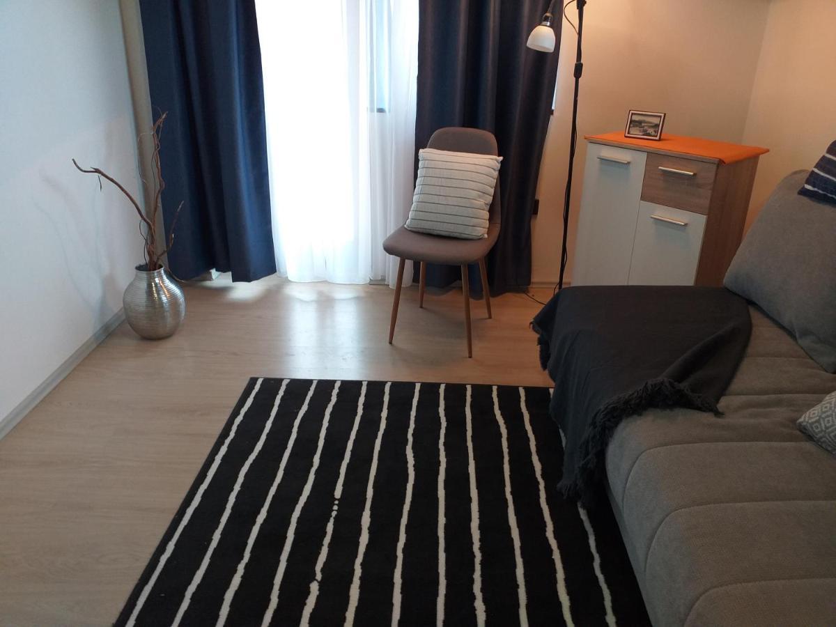 Art Inn Apartmanhaz Balaton-เจเนชดิแอช ภายนอก รูปภาพ
