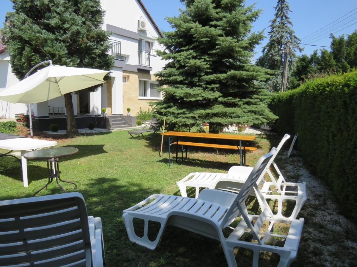 Art Inn Apartmanhaz Balaton-เจเนชดิแอช ภายนอก รูปภาพ